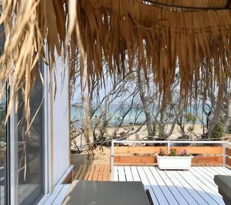 Surfing Front 3* Parikia (Paros)
