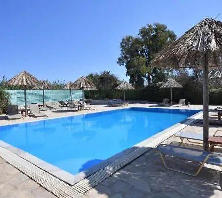 Surfing Front 3* Parikia (Paros)
